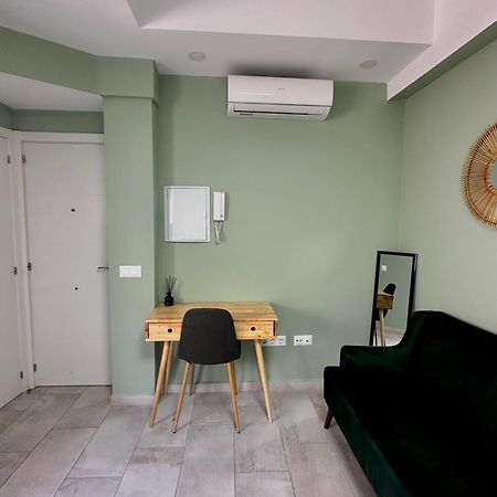 Lovely Studio Apartment Málaga Eksteriør billede