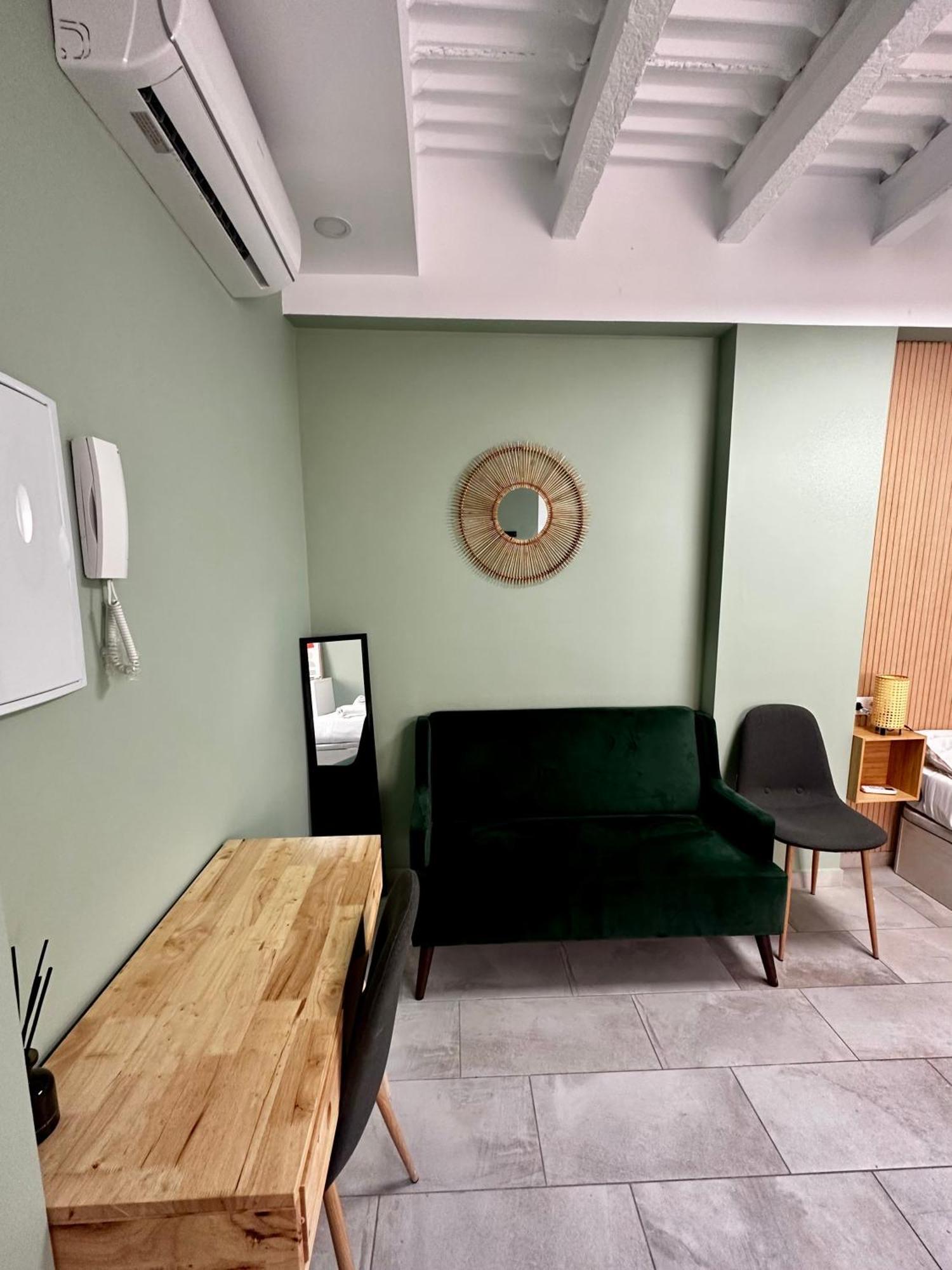 Lovely Studio Apartment Málaga Eksteriør billede